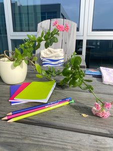 Lot de 50 crayons papier colorés